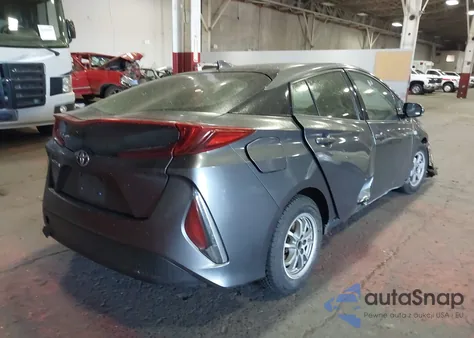 2018 Toyota Prius Prime Plus z USA, uszkodzony, nr VIN JTDKARFP4J3081115